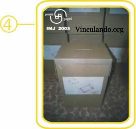 4. Etiquetar la caja para identificarla como contenedor de papel